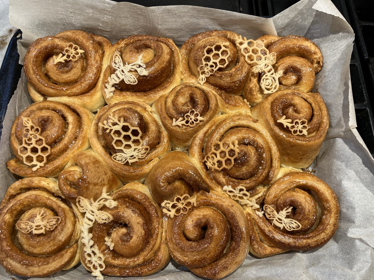 Honey Comb Cinnamon Buns