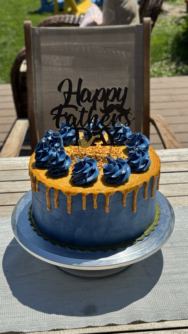 Navy Blue Fathers Day Cake With Gold