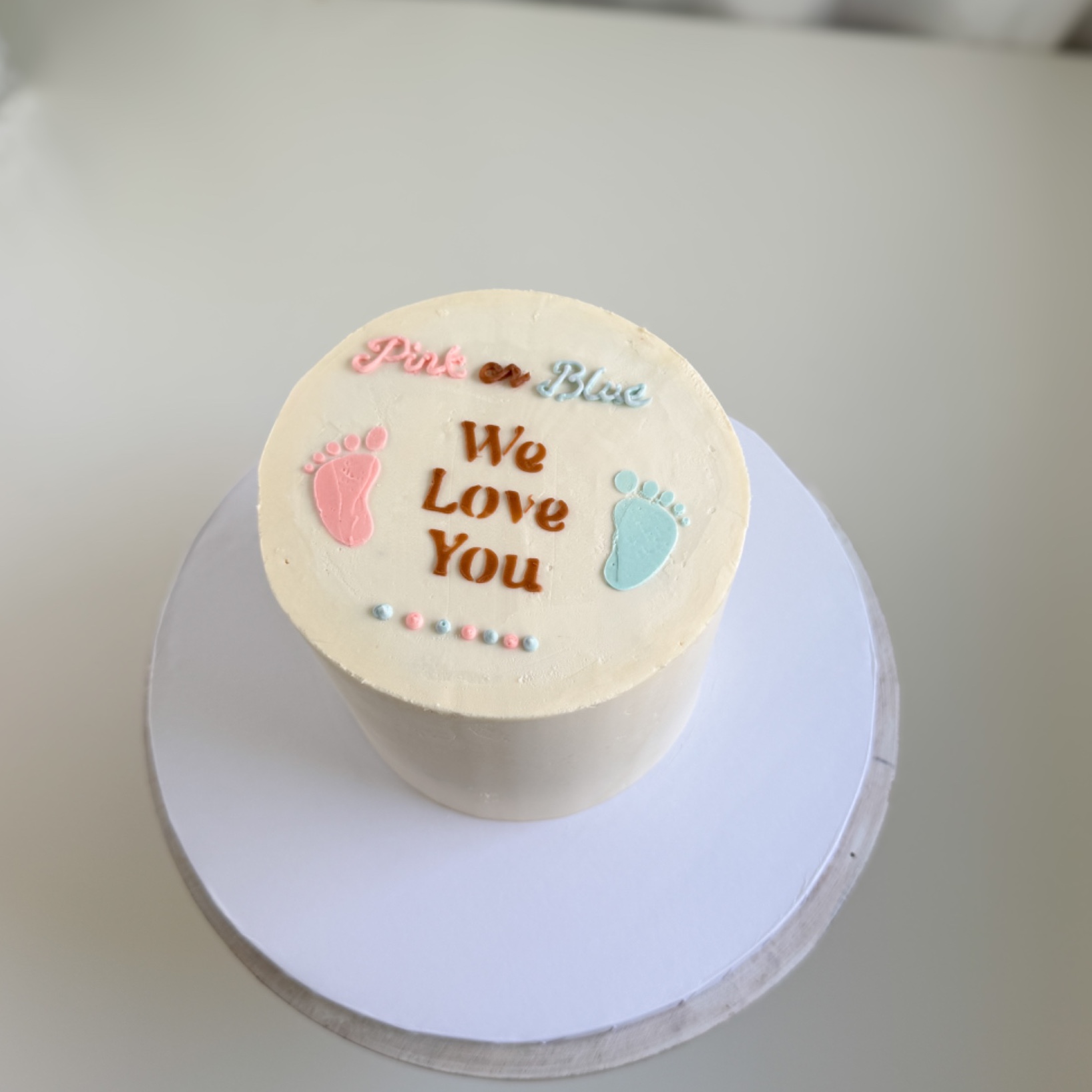 Pink or Blue We Love You Cake